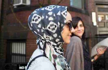 Ne stišava se bura oko zabrane hidžaba u sudskim organima: Kako je marama došla u sukob sa zakonom?!