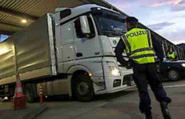 CIJELA AUSTRIJA JE U ŠOKU: Nećete vjerovati šta je austrijska policija u kamionu bh. oznaka pronašla…