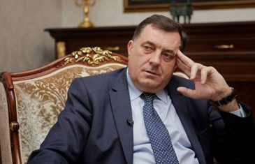 Dodik nervozan nakon sjednice ponavljao da BiH neće uvoditi sankcije Rusiji