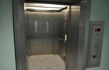Kako da preživite ako se liftu otkači sajla