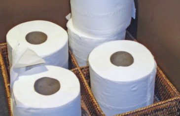 Zbog čega kupovati toalet papir isključivo u bijeloj boji?