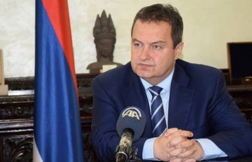 CIJELI SVIJET NA JEDNU STRANU, A DAČIĆ…: “Srbija ne smije da se pridruži…