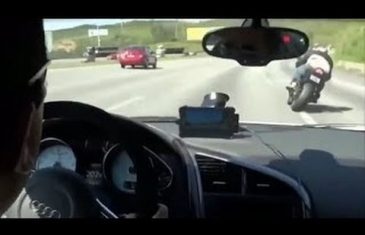 [VIDEO] Vozio se autoputem u svom skupocjenom Audiju R8, a onda su ga izazvala dva bajkera. Ono što je uslijedilo držaće vas na ivici vaše stolice!