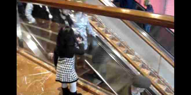 Djevojčica nije znala da je snimaju: Pogledajte šta je radila u trgovačkom centru! (VIDEO)