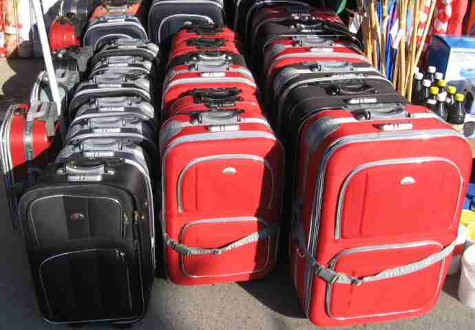 OVO SMO TREBALI RANIJE ZNATI: Evo šta se dešava sa izgubljenim koferima na aerodromu?