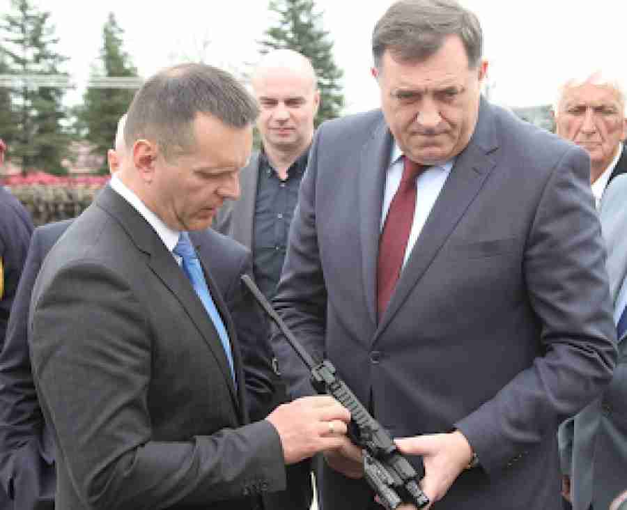 LUKAČ NE ČASI ČASA: MUP Republike Srpske istražuje prijetnje smrću Miloradu Dodiku…