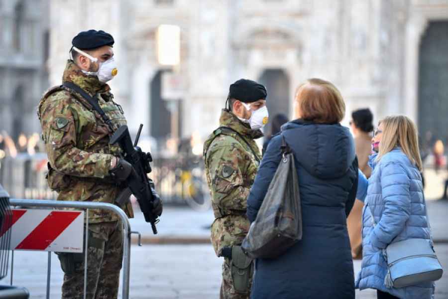 HAOS U ITALIJI: Raste broj umrlih od virusa korona u Italiji, vojska i policija na ulicama