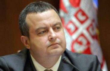 NEVJEROVATAN ISTUP IVICE DAČIĆA: „Aleksandar Vučić šalje poruke mira, Srbija je uvijek osuđivala sve ratne zločine…“