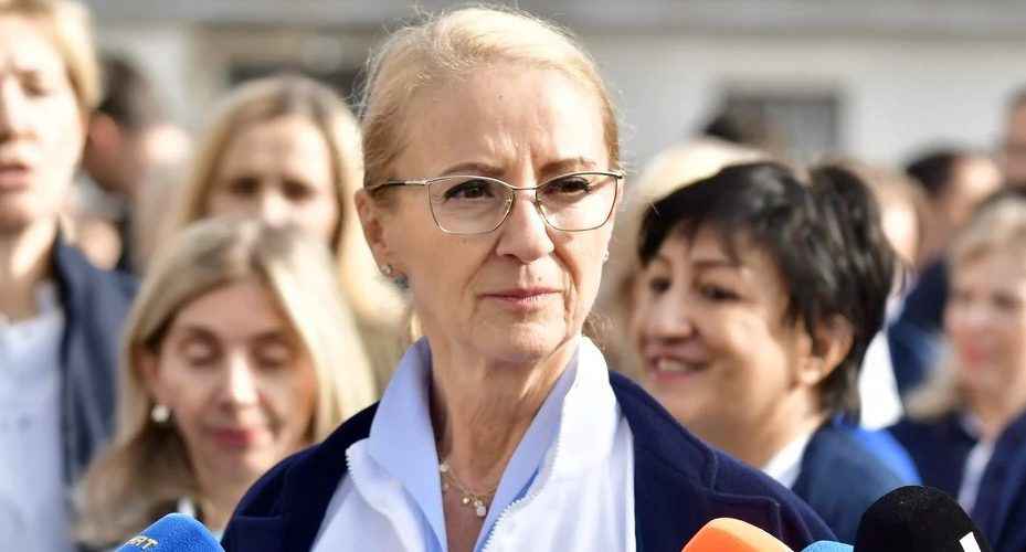 Sebija Izetbegović smijenjena sa čela KCUS-a: Ko je doktor Alen Pilav koji dolazi na mjesto v.d. direktora?
