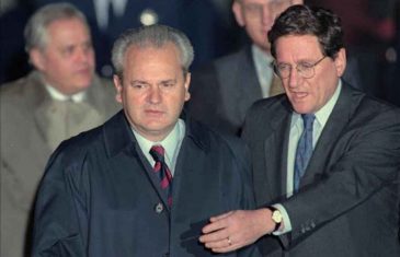 DEKLASIFIKOVANI DOKUMENT CIA-je iz 1993.: Milošević odlučan da stvori veliku Srbiju, naoružati BiH i Hrvatsku, a Srbiju možda bombardovati!