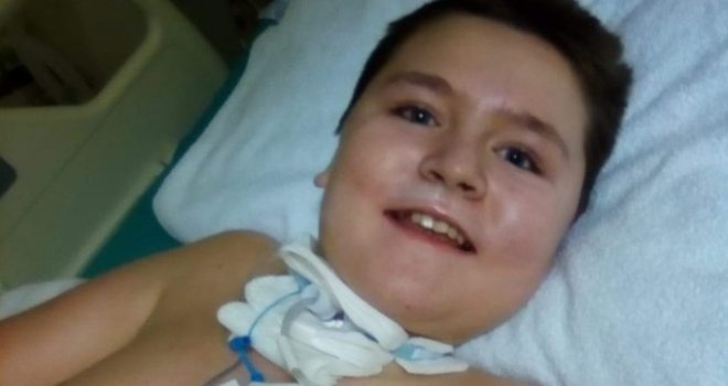 Teško bolestan dječak iz Zenice, osuđen na bolnički krevet do kraja života: Roditelji ne rade, trebaju našu pomoć…