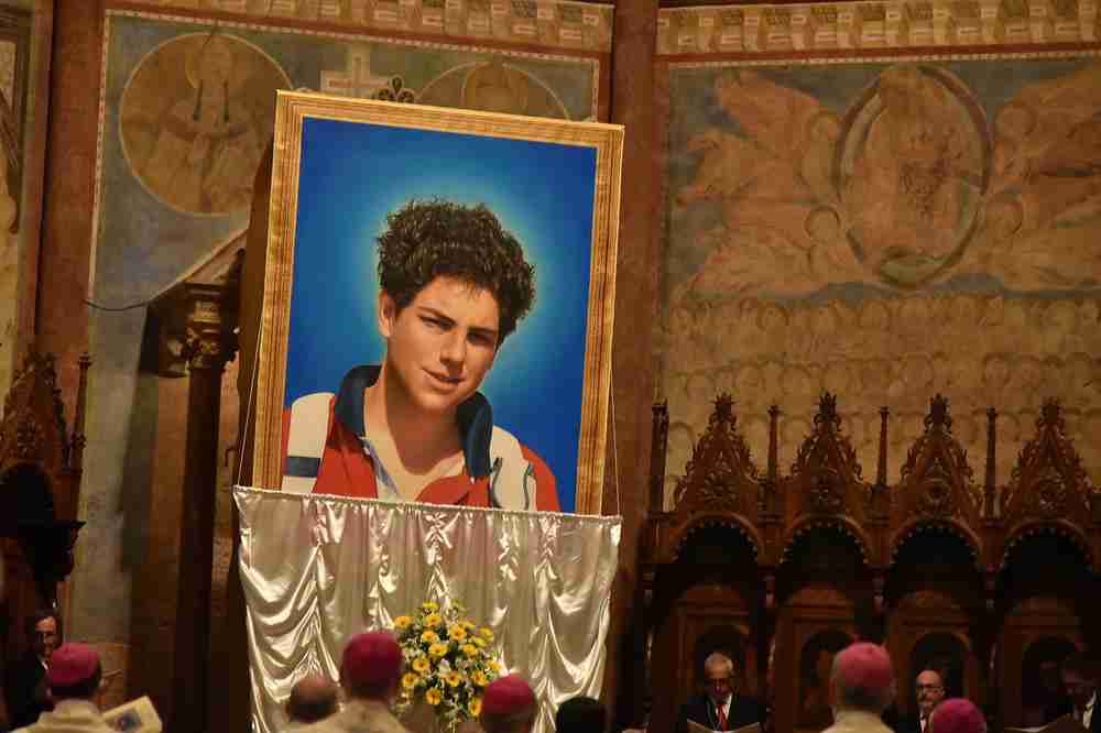 PRVI SVETAC SA FEJSBUK PROFILOM: Dječak iz Milana, koji je umro sa 15 godina, u Vatikanu proglašen svetim! Zovu ga Božji influenser