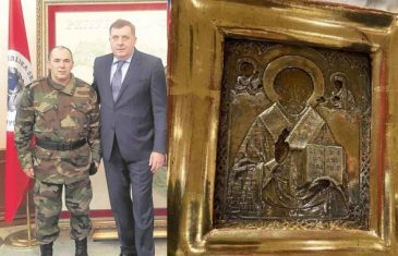 ŠOKANTNO SVJEDOČENJE VETERANA VRS-a: Ovaj čovjek tvrdi da zna kako je Dodik dobio ikonu iz Ukrajine