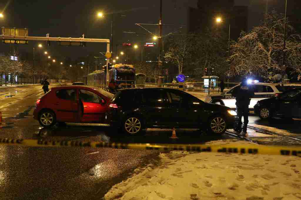 Novi detalji ubistva na Pofalićima: Pucano iz dva vozila, uhapšen vozač auta kojim je pobjegao Kabaš?