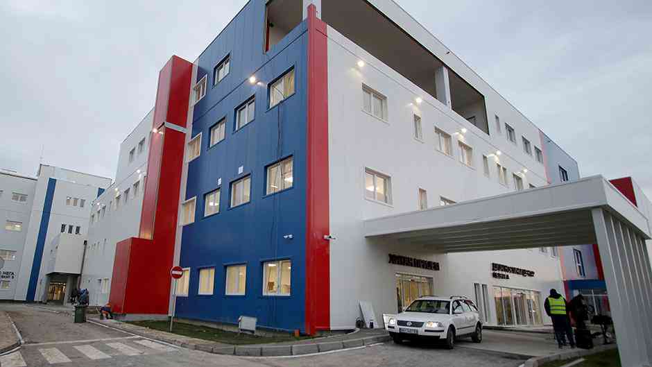 VUČIĆ RASPRODAJE SRBIJU: Turski Acibadem kupuje Covid-bolnicu u Batajnici…