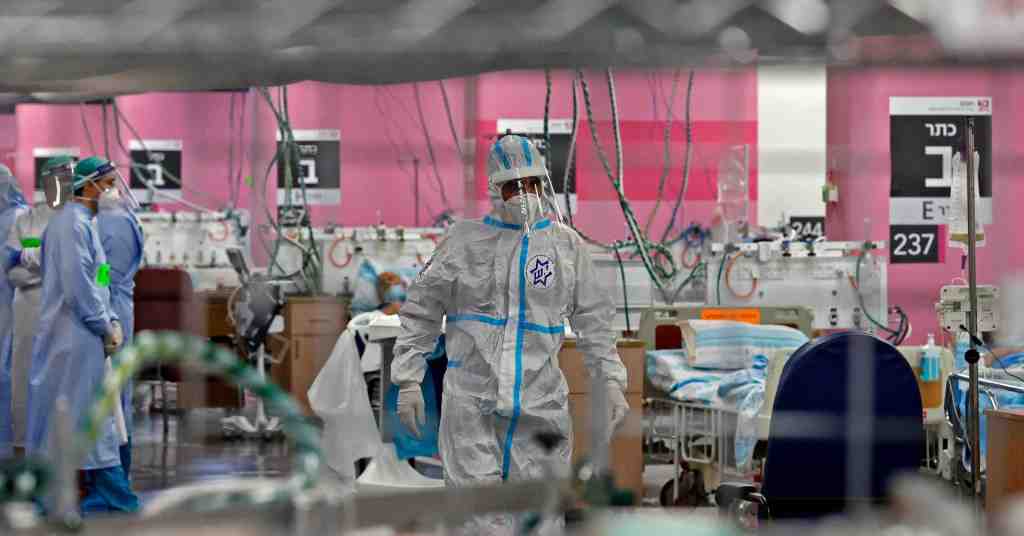 Epidemiološka enigma u Izraelu: Zašto i pored masovnog cijepljenja 4. dozom imaju eksploziju zaraze i smrti?