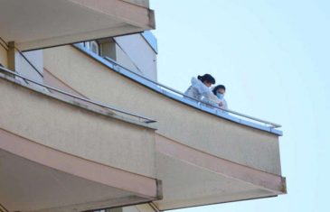 SKOK U SMRT: Peteročlana porodica koja je skočila s balkona živjela je u dvije sobe, sumnja se da su bili dio….