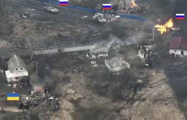 Pojavila se nevjerovatna snimka: Jedan ukrajinski tenk, ruski konvoj i zastrašujući pakao koji je uslijedio