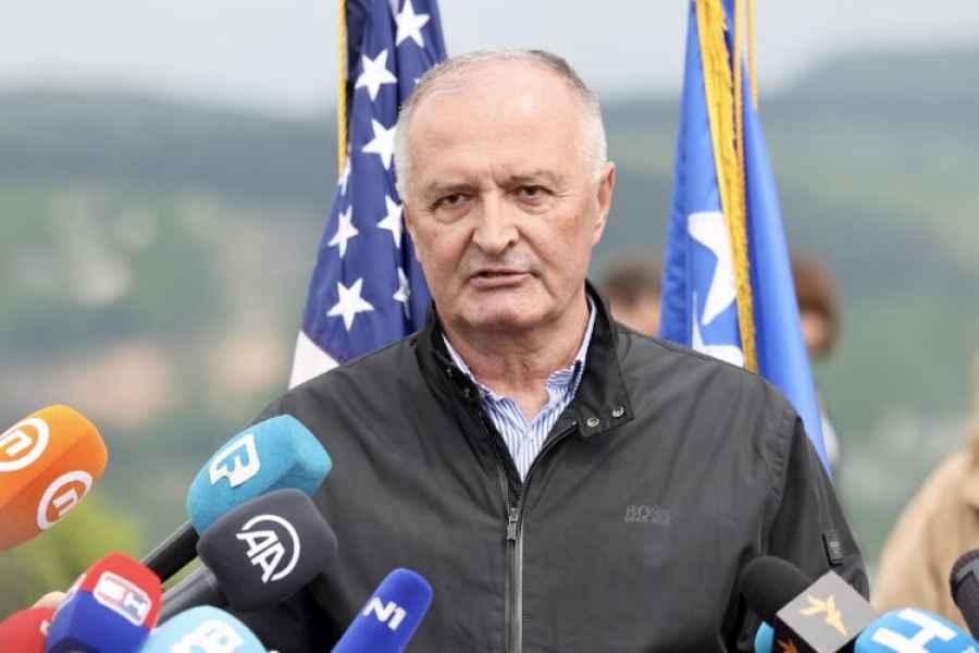 MINISTAR ODBRANE BiH ZUKAN HELEZ: “Potrebno je spriječiti mađarsko preuzimanje misije EUFORA u BiH”