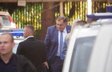 BAHAT I DRZAK KAKAV SAMO ON ZNA BITI: Milorad Dodik se odbio izjasniti o krivici, nije ustao kada je Sud tražio, rekao da ga…